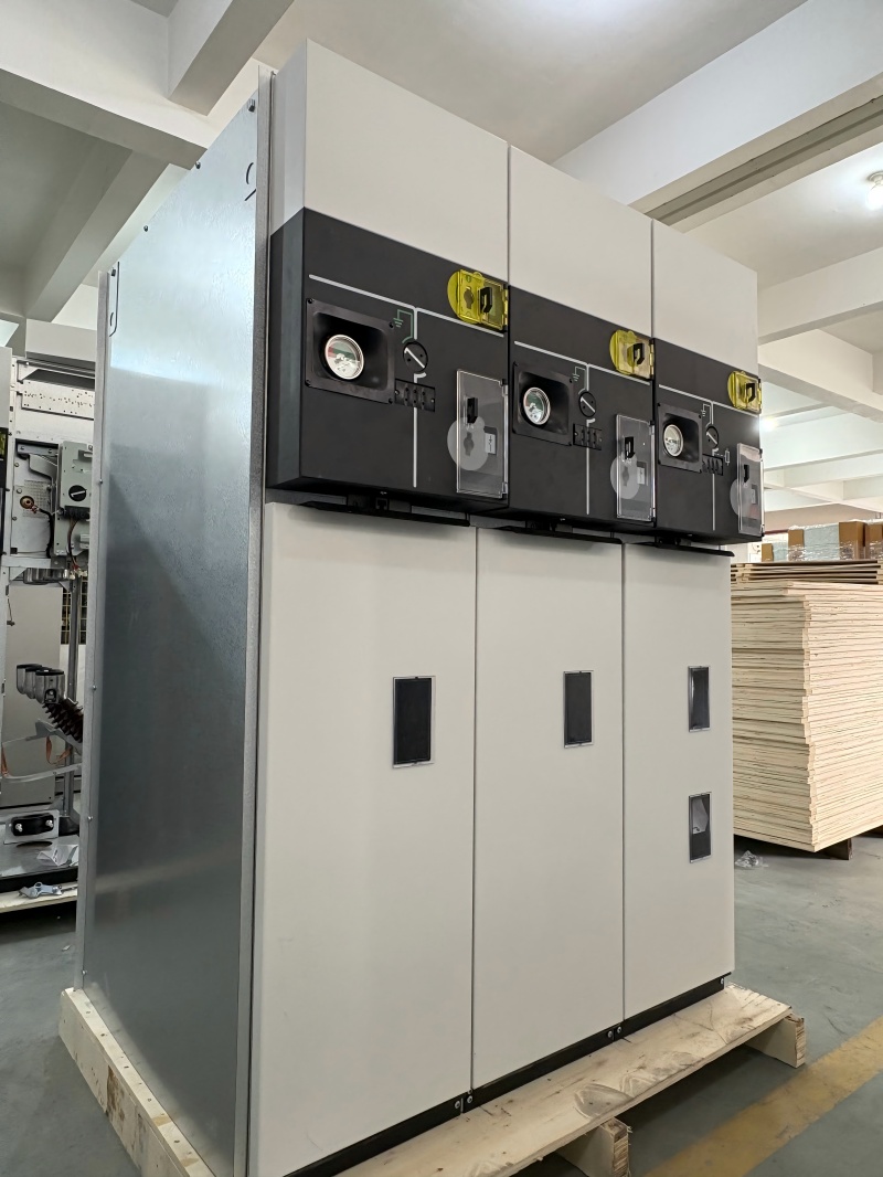 Tentsio handiko switchgear gas isolatutako SRM mota